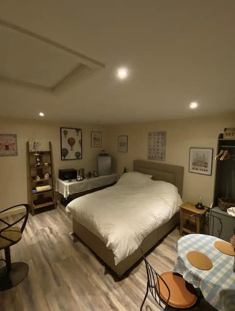 Successful Airbnb property: Lakeside Guesthouse in North Kesteven