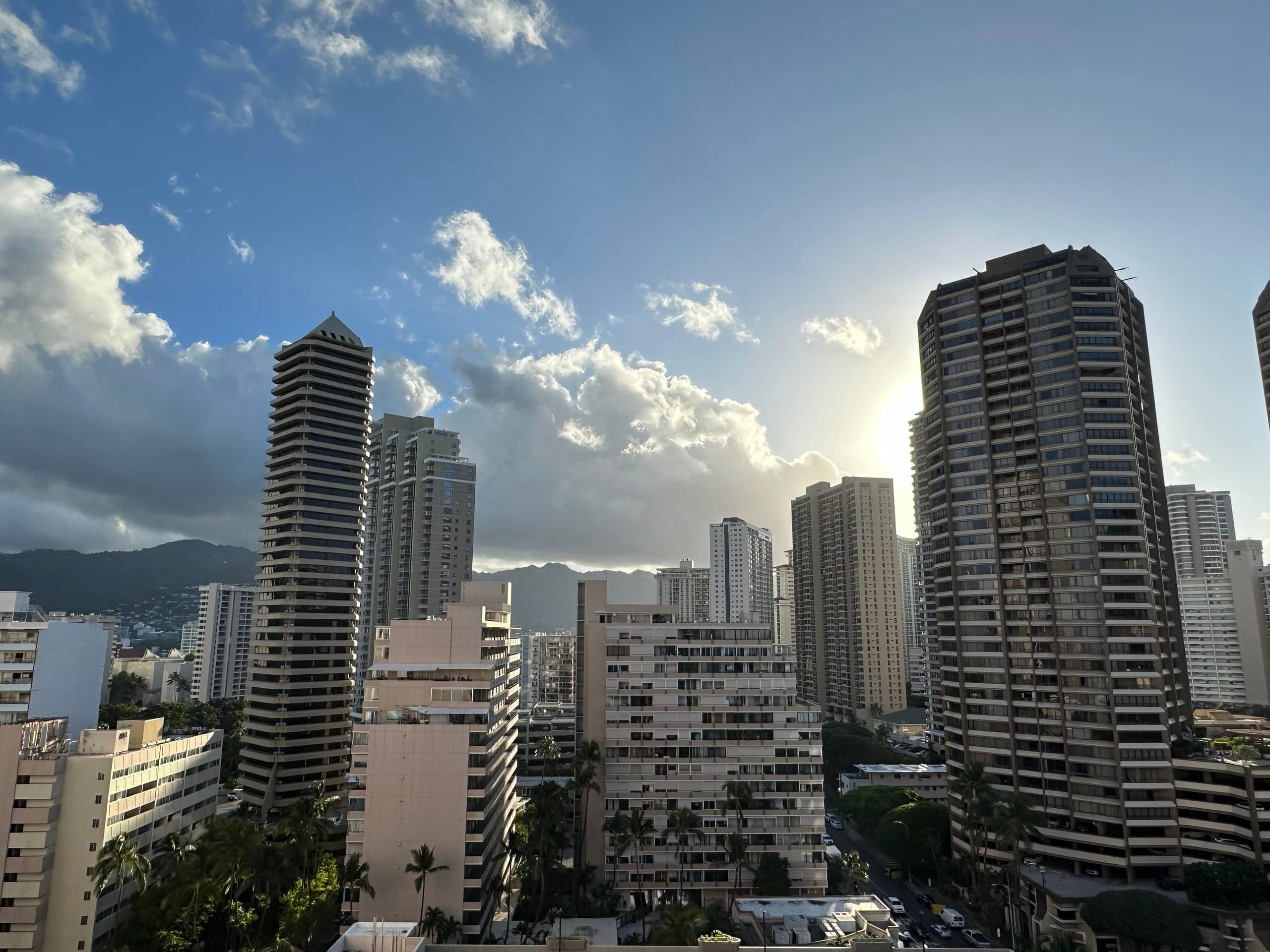 Condo in Honolulu · ★4.96 · Studio · 1 bed · 1 shared bath - Image 20