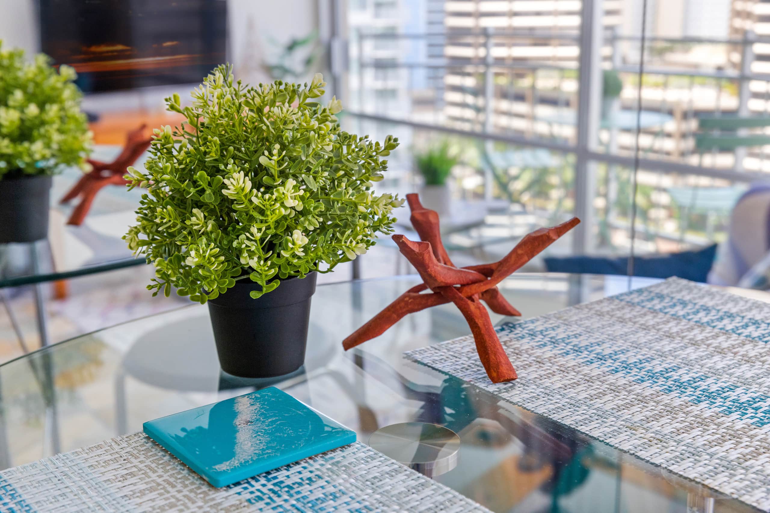 Condo in Honolulu · ★4.96 · Studio · 1 bed · 1 shared bath - Image 13