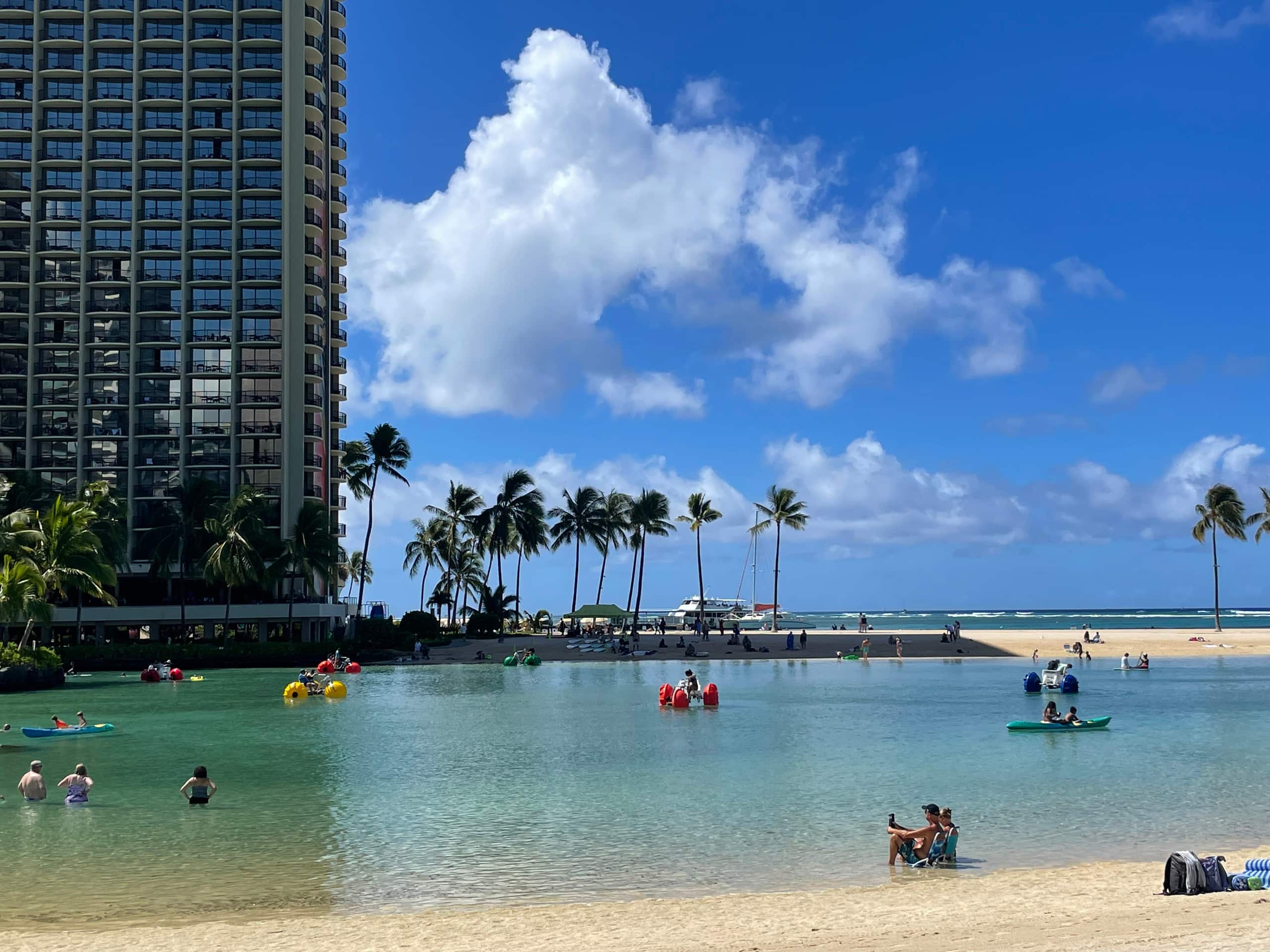 Condo in Honolulu · ★4.96 · Studio · 1 bed · 1 shared bath - Image 28
