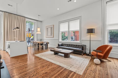 Accommodate 29 People In This Historic Mansion