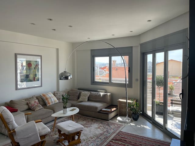 Lovely Maisonette on Acropolis hill gallery image 2