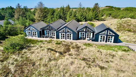 348 m2 - Large architect designed luxury cottage.