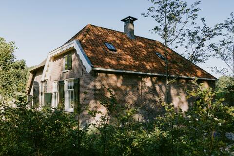 Bakhuis @ Ahof.farm