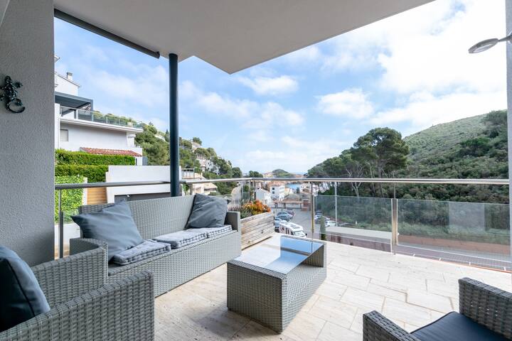 Beautiful beach house – 100m from the beach gallery image 2