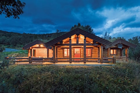 Spacious and modern cottage centrally located at the ski resort
