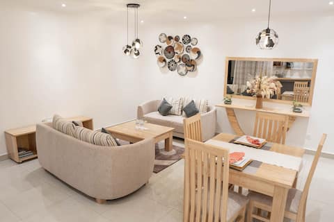 White Lantana Apartment B