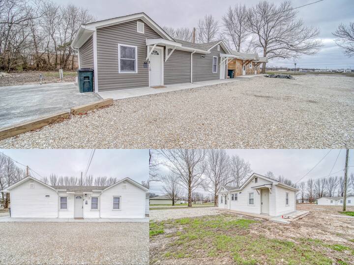 2 Seperate Historic Rt 66 Cabins Cabins for Rent in Saint James, Missouri, United States Airbnb