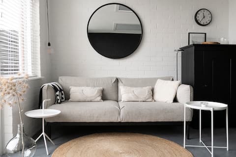 Popular Airbnb listing: Studio Io Vivo in Fryslân