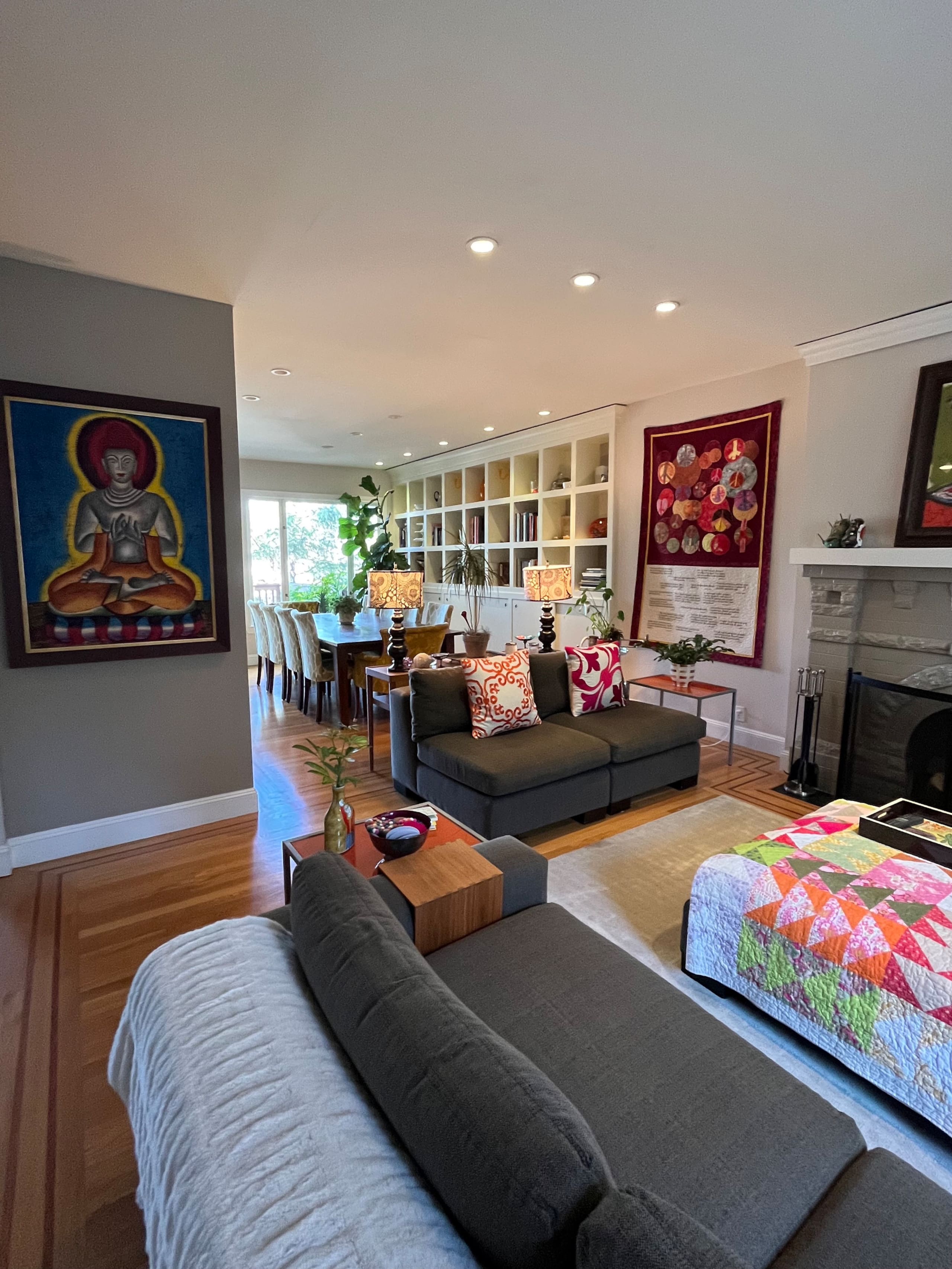 Home in San Francisco · ★5.0 · 3 bedrooms · 3 beds · 2.5 baths - Image 3