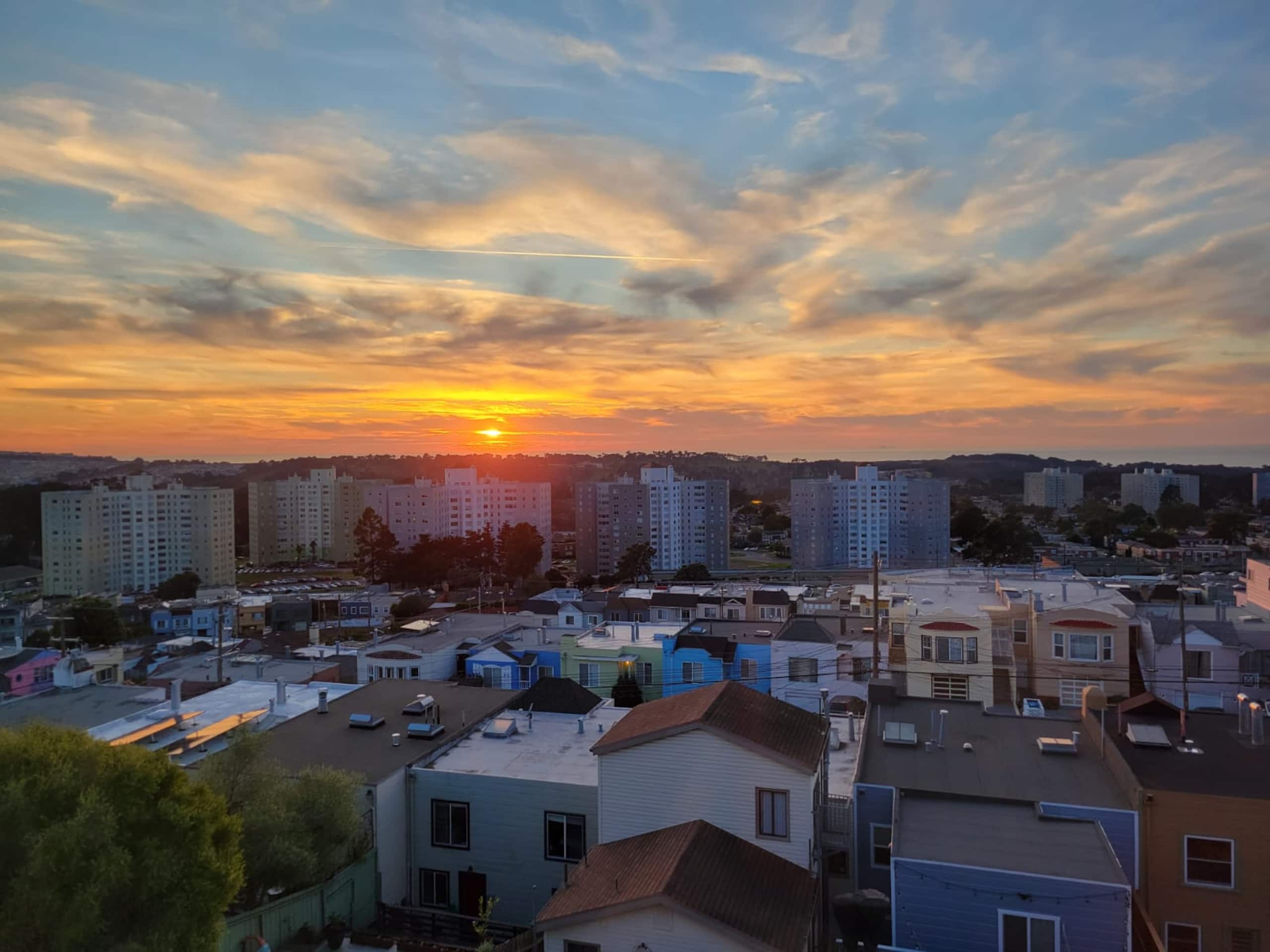 Home in San Francisco · ★4.8 · 3 bedrooms · 4 beds · 1.5 baths - Image 21