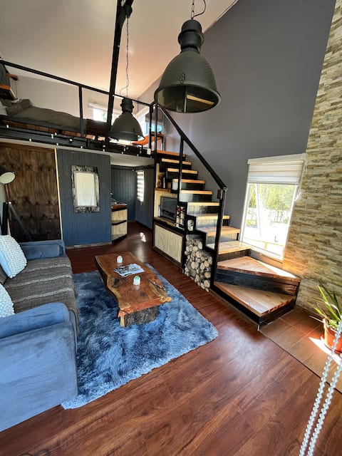 Top performing Airbnb: Loft in the Apple Orchard, a small port in Región Del Libertador General Bernardo O'higgins