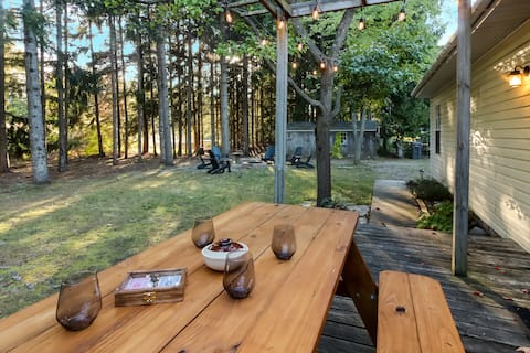 Cozy & New - Steps to Lake Michigan & DT Northport