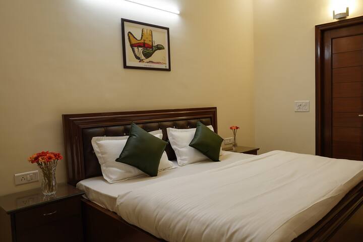 غرفة النوم 1