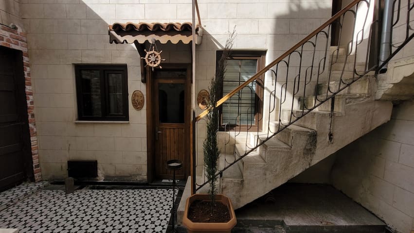 listing_image