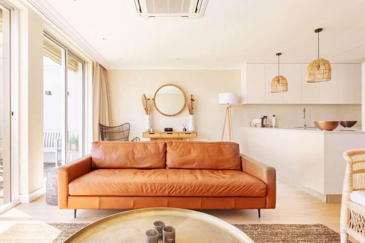 Dolphin Beach cabana direct aan het strand gallery image 3