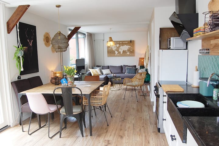 Spacious and comfortable BnB close to Amsterdam