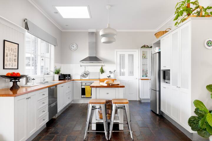 Misty Hill gallery image 5