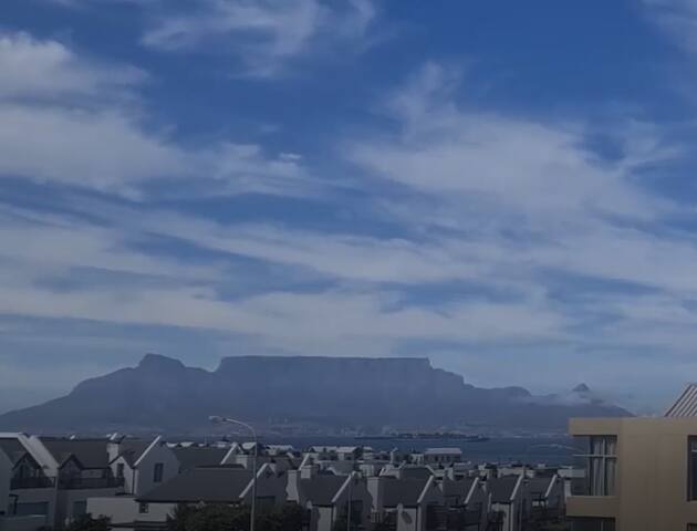 Beautiful Sea and Mountain View gallery image 2