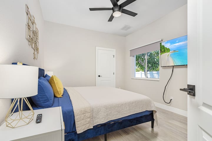 Additional king bedroom designed with comfort and privacy in mind, perfect for multigenerational travel.