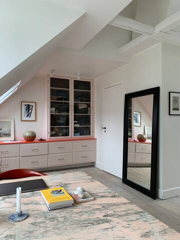 Unique Townhouse near the Lakes gallery image 5