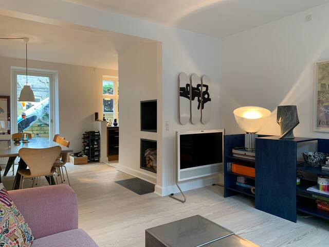 Unique Townhouse near the Lakes gallery image 2