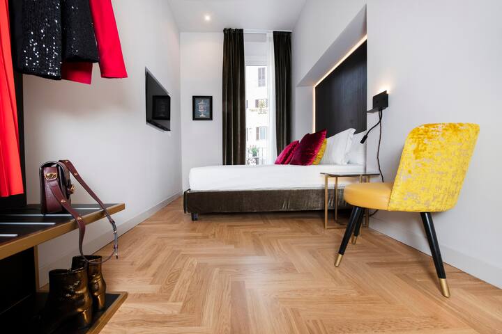 Appartamento con vista su Piazza di Spagna gallery image 4