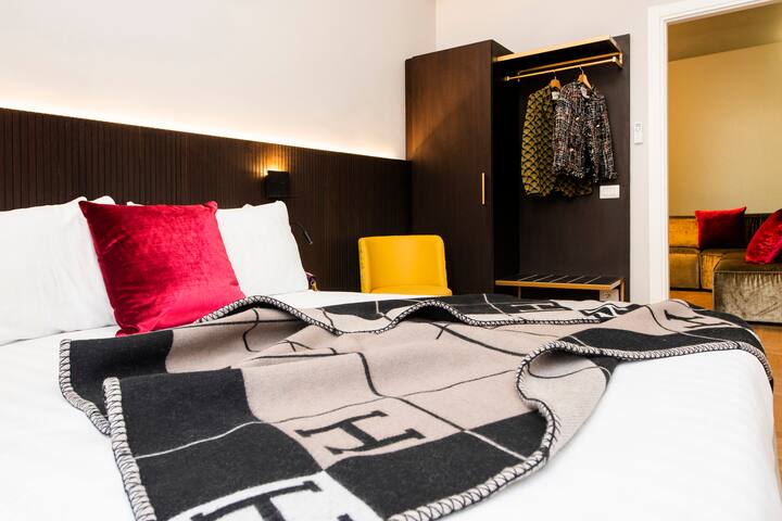 Appartamento con vista su Piazza di Spagna gallery image 5