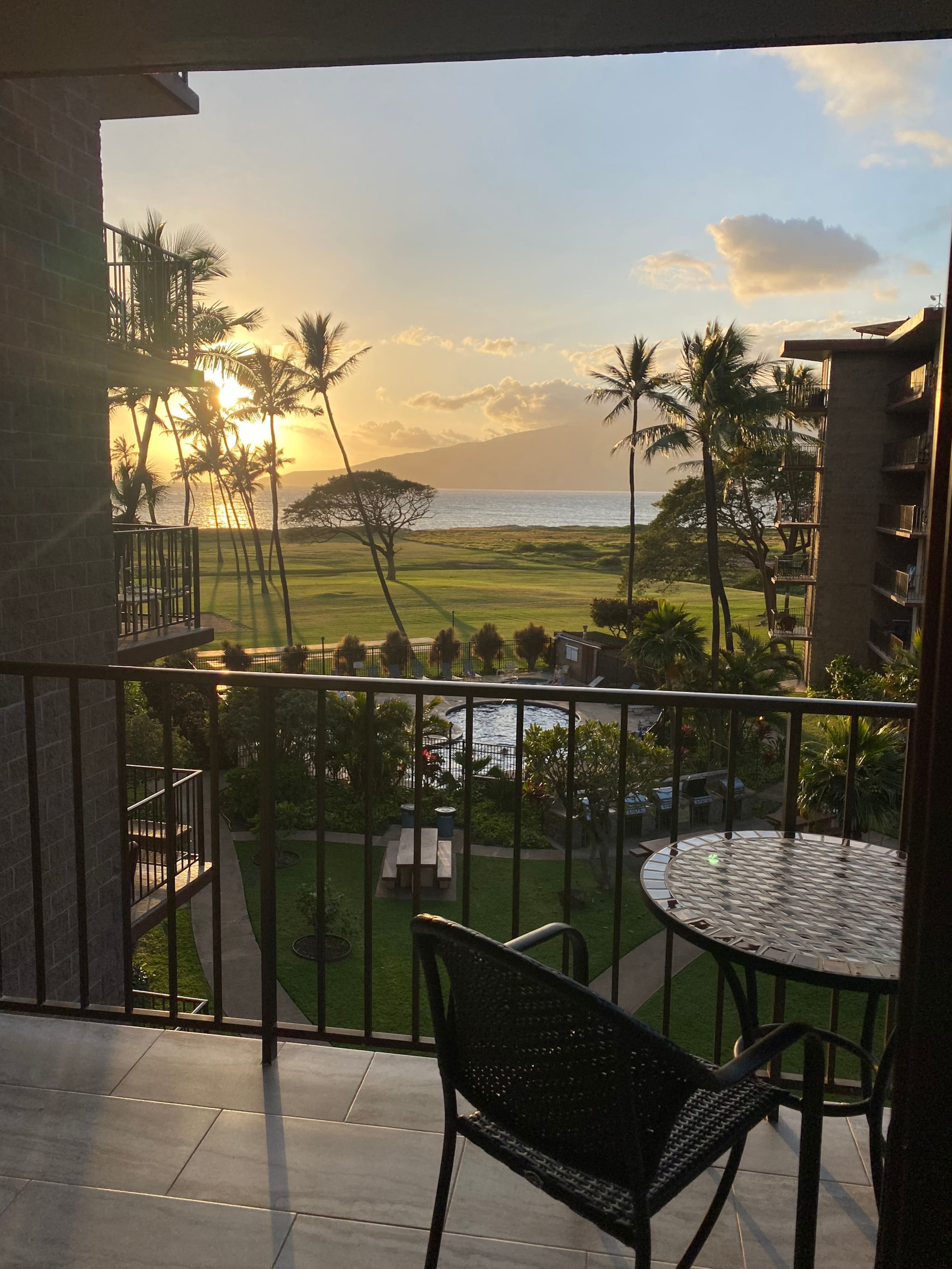 Newly Remodeled Ocean View Condo - Image 1