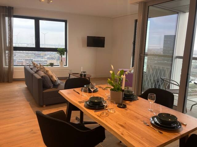 London Tower Apartment 5 Antwerp gallery image 5