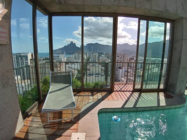 Tiffanys Flat Ipanema46LM gallery image 2
