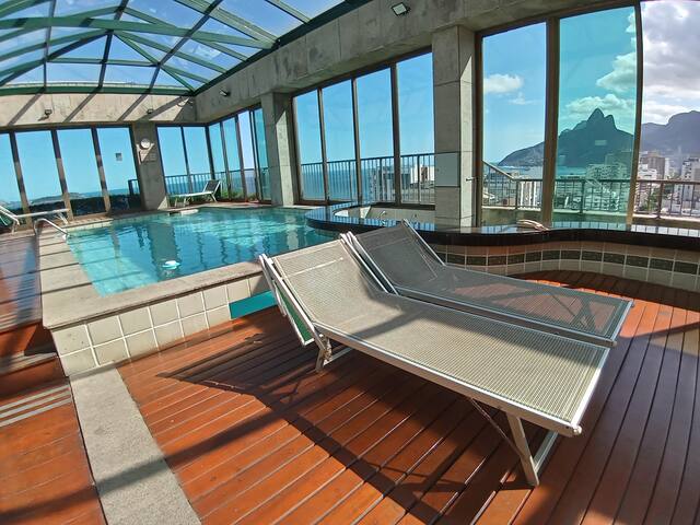 Tiffanys Flat Ipanema46LM