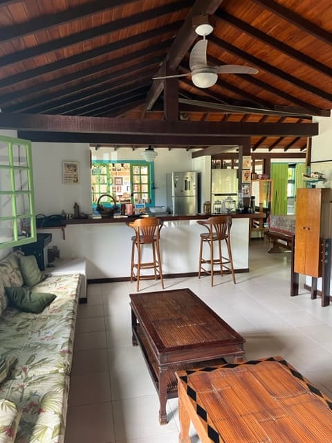 Popular Airbnb listing: Pr Geribá with 5 suites and 2 bedrooms and disabled access in Macaé Rio Das Ostras Cabo Frio