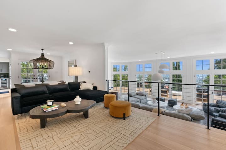 The Hilldale – Luxury Villa gallery image 4