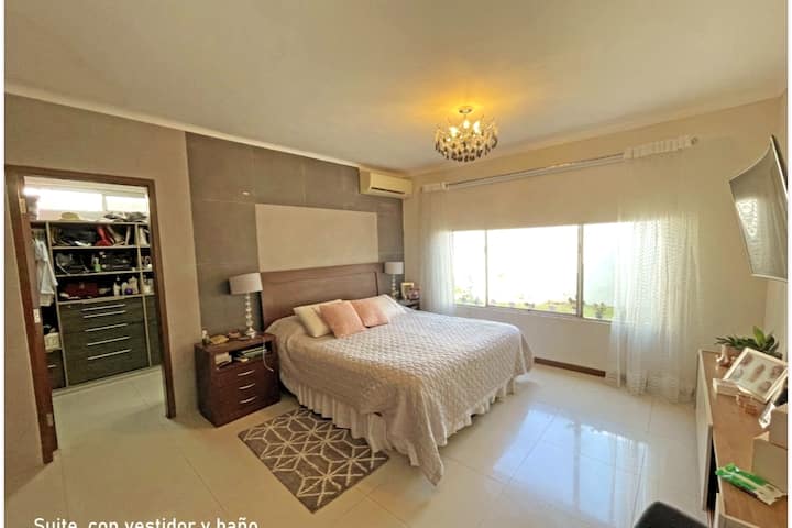 ห้องนอน #1 ชุดมาสเตอร์