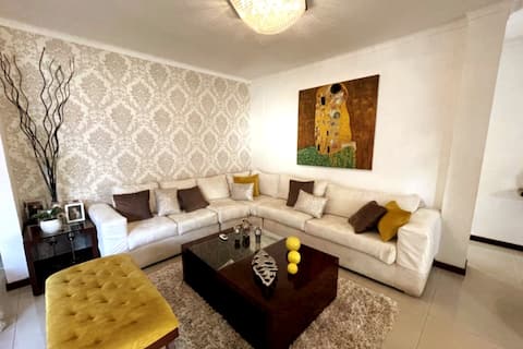 Centrally located and spacious house 50 meters from 2nd Ring