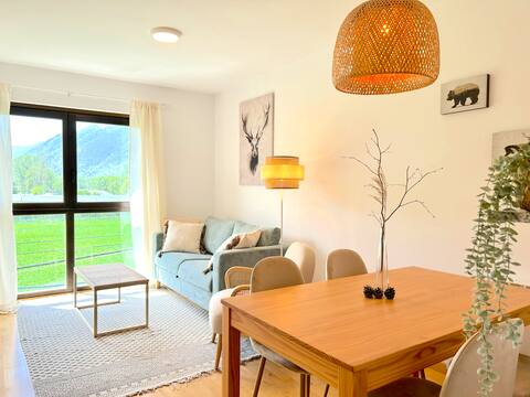 RURAL D 'ÀNEU | Designer apartment with views