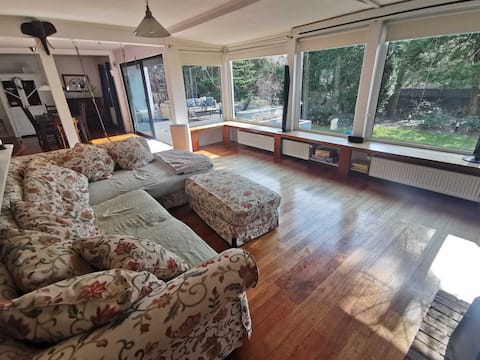 Top Airbnb: Family Oasis: Sauna & Cinema 20 min from Warsaw in Ursynów
