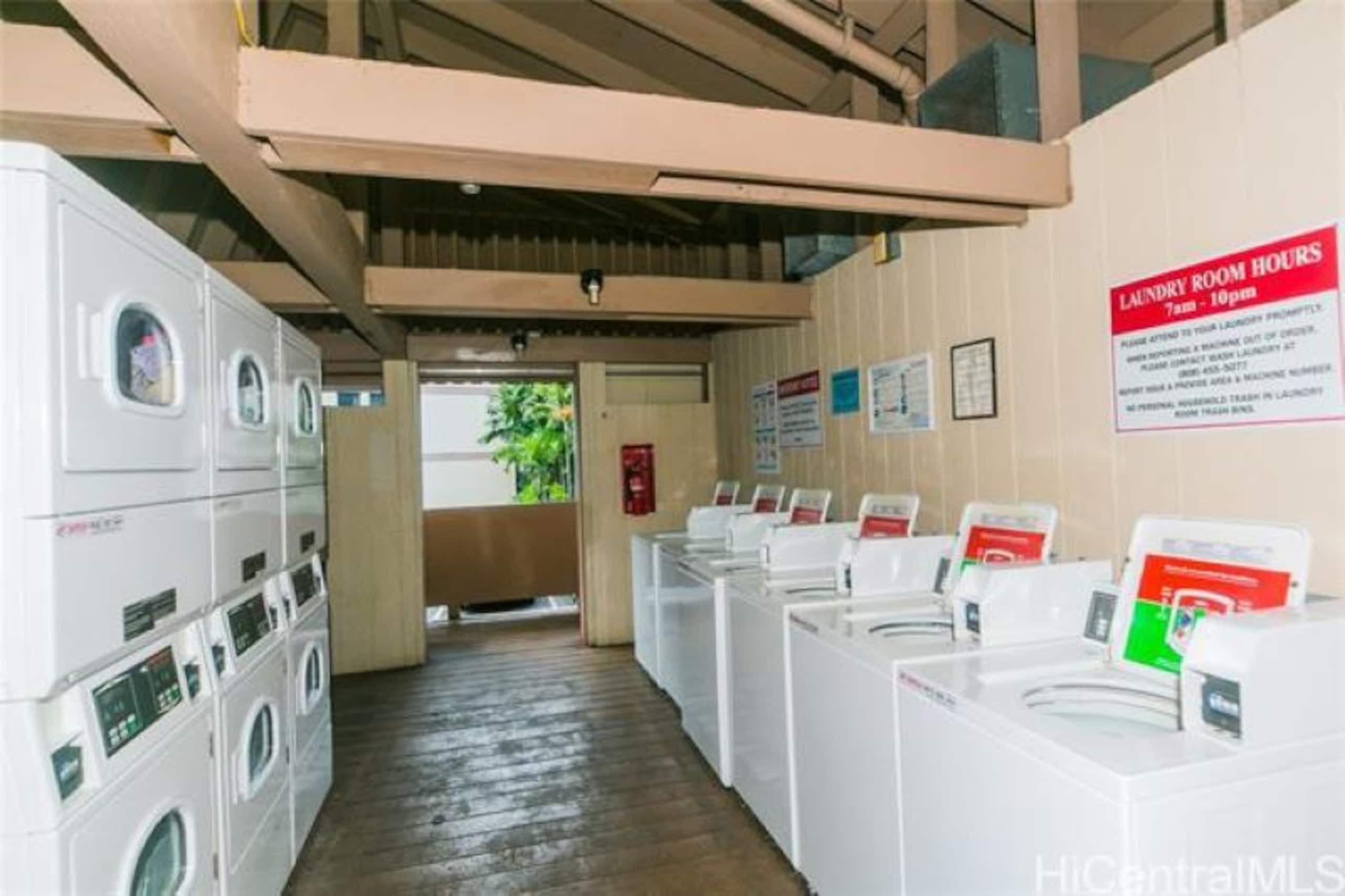 Condo in Waianae · ★5.0 · 2 bedrooms · 3 beds · 1 private bath - Image 18