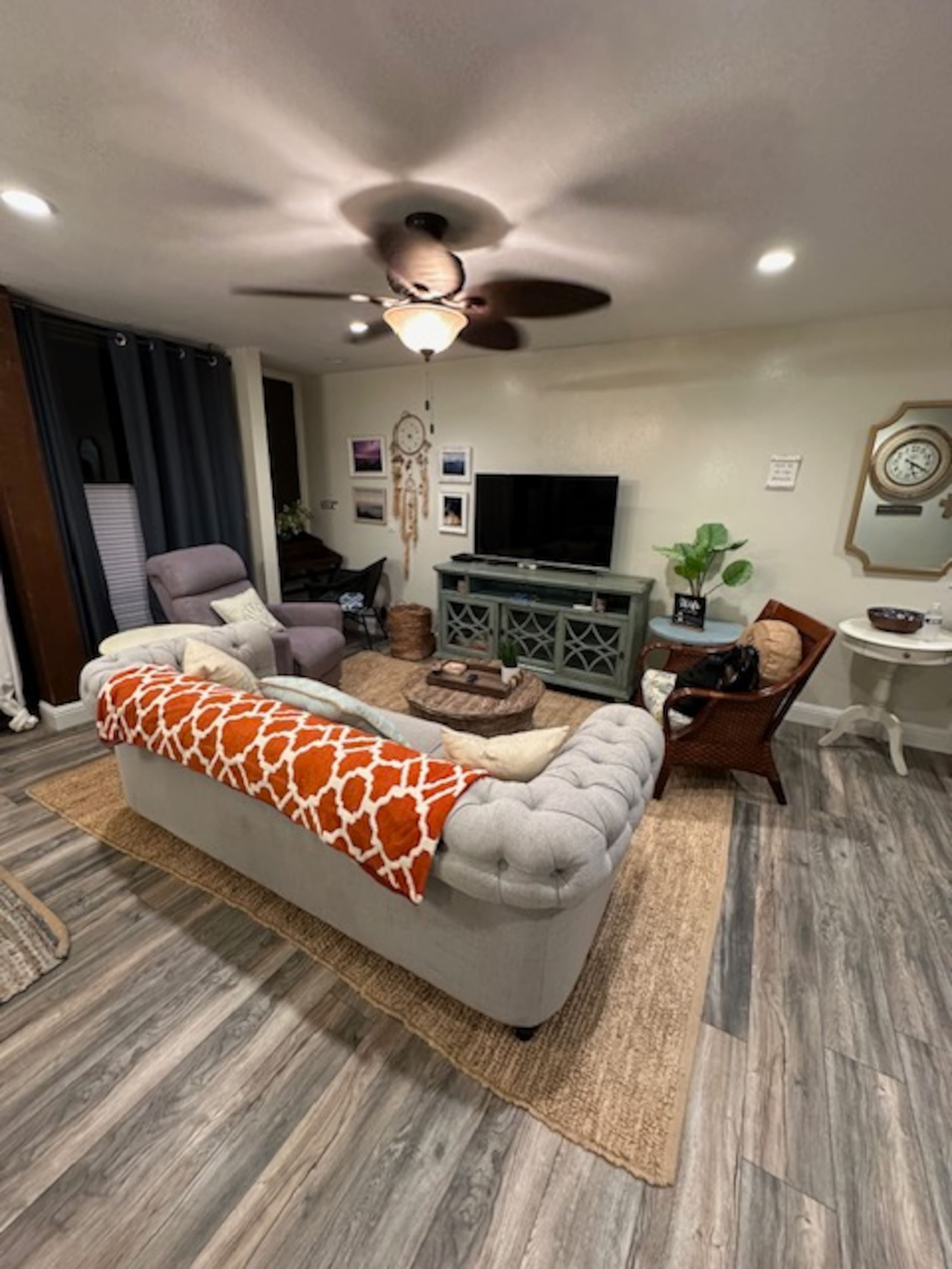 Condo in Waianae · ★5.0 · 2 bedrooms · 3 beds · 1 private bath - Image 5