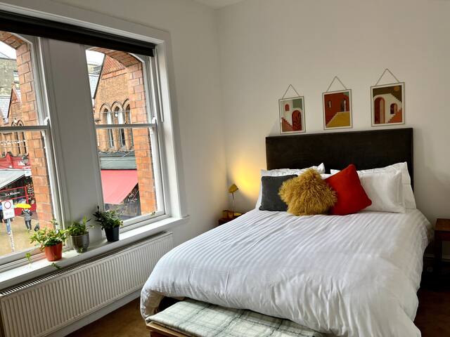 Beautiful City Townhouse gallery image 4