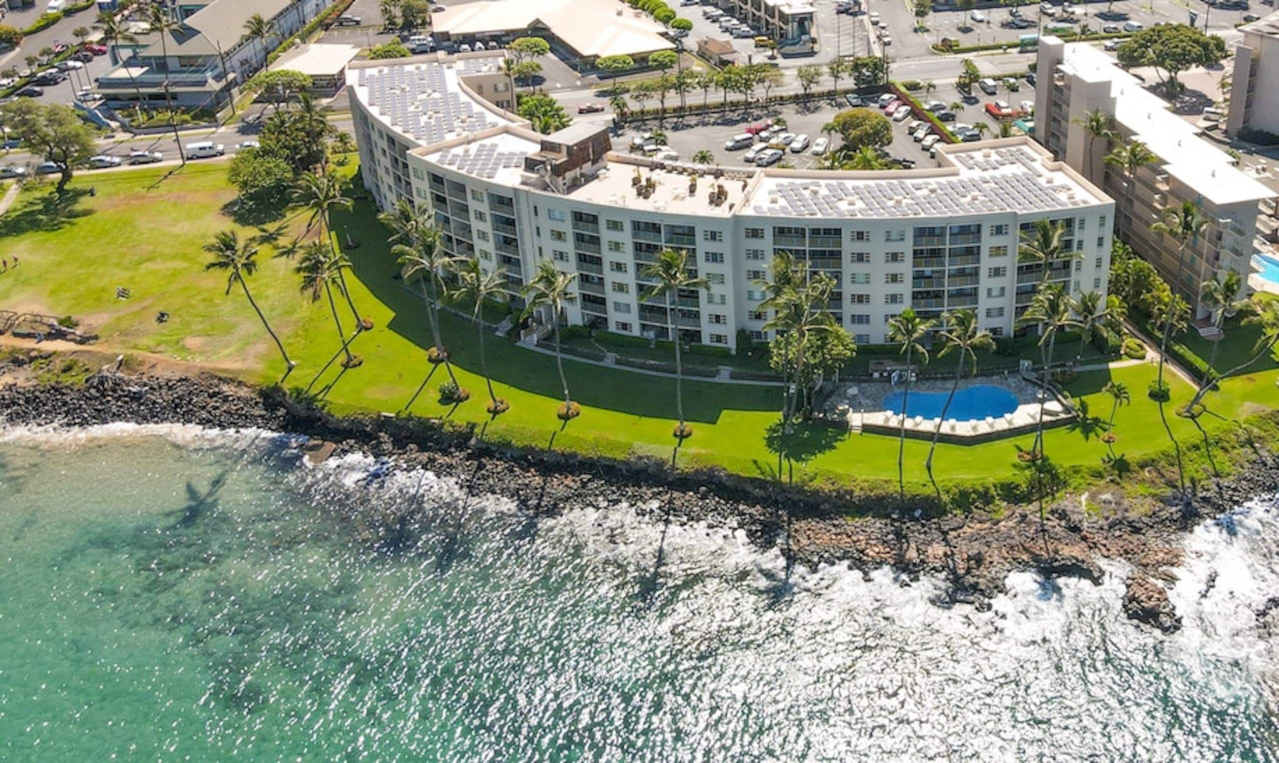 Condo in Kihei · ★4.96 · 1 bedroom · 3 beds · 1 bath - Image 24