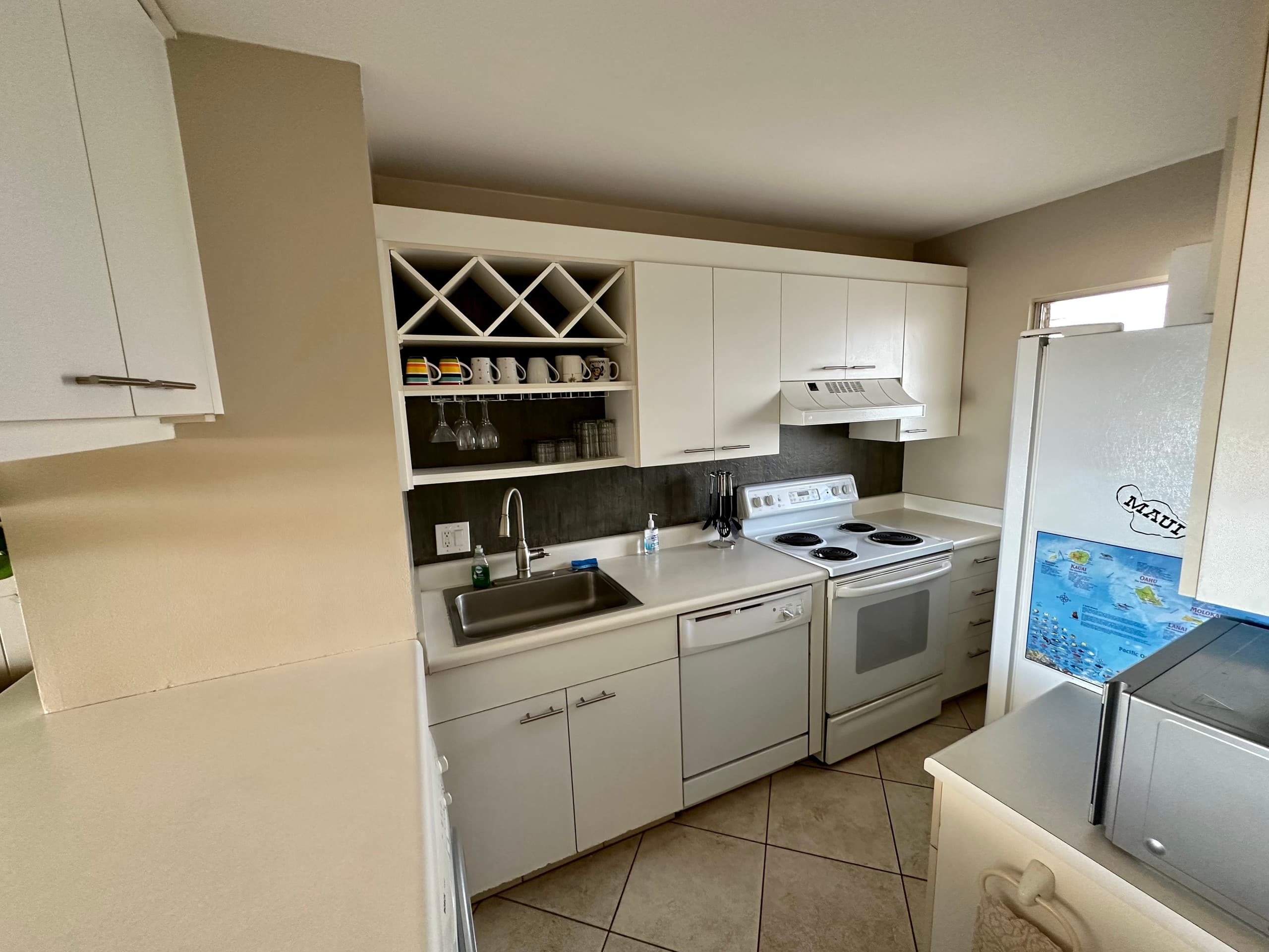 Condo in Kihei · ★4.96 · 1 bedroom · 3 beds · 1 bath - Image 6