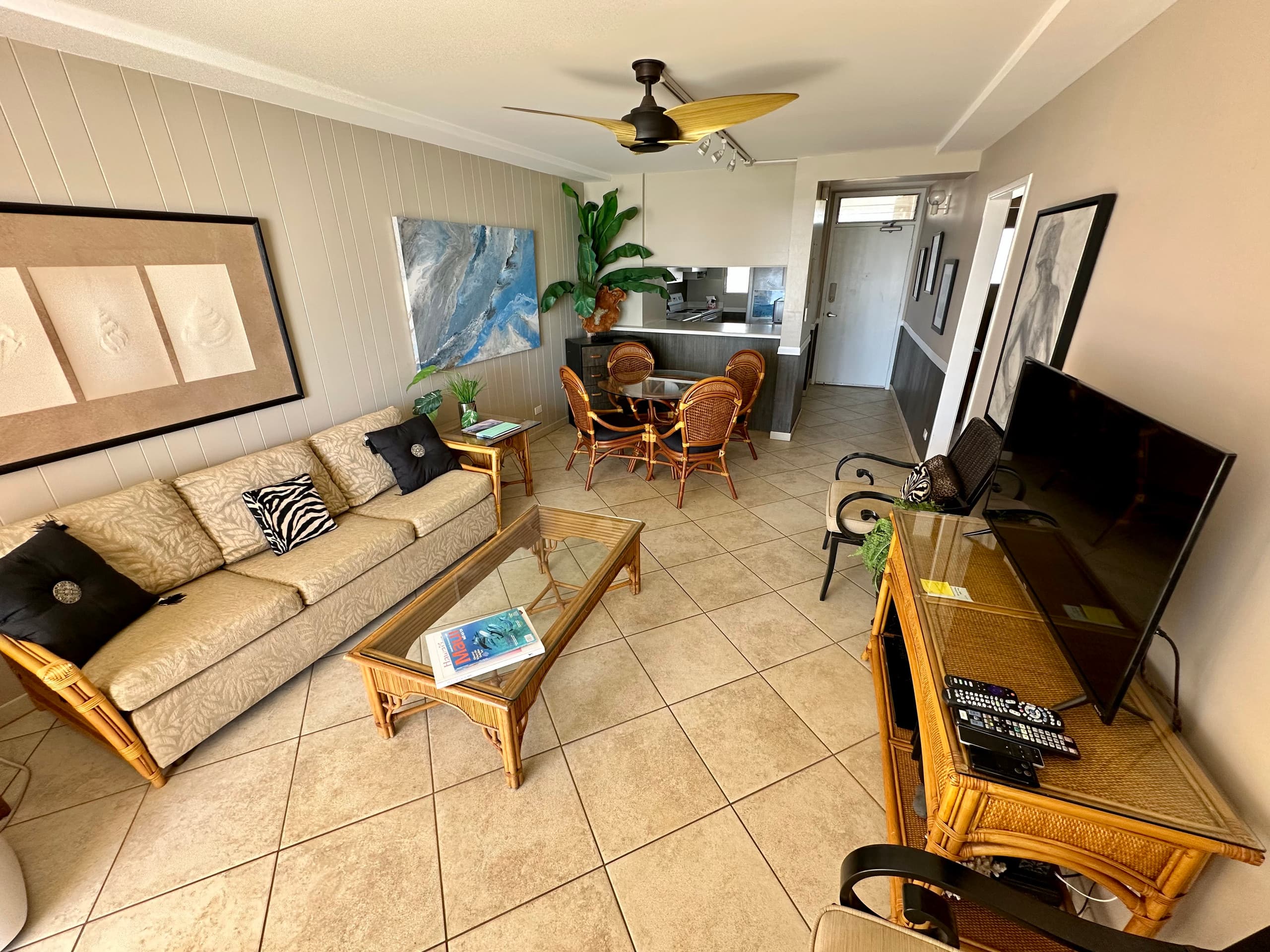 Condo in Kihei · ★4.96 · 1 bedroom · 3 beds · 1 bath - Image 5