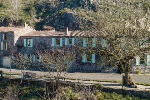 Old mill by the Evre