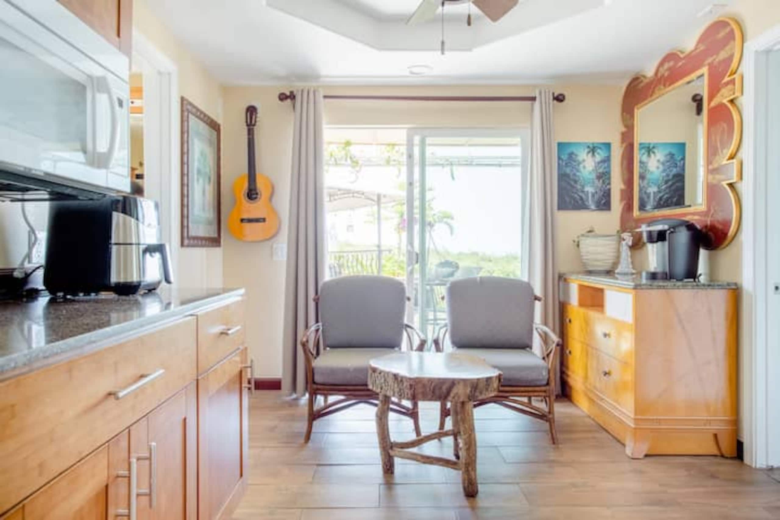 Home in Kailua-Kona · ★4.95 · 2 bedrooms · 2 beds · 1.5 private baths - Image 1