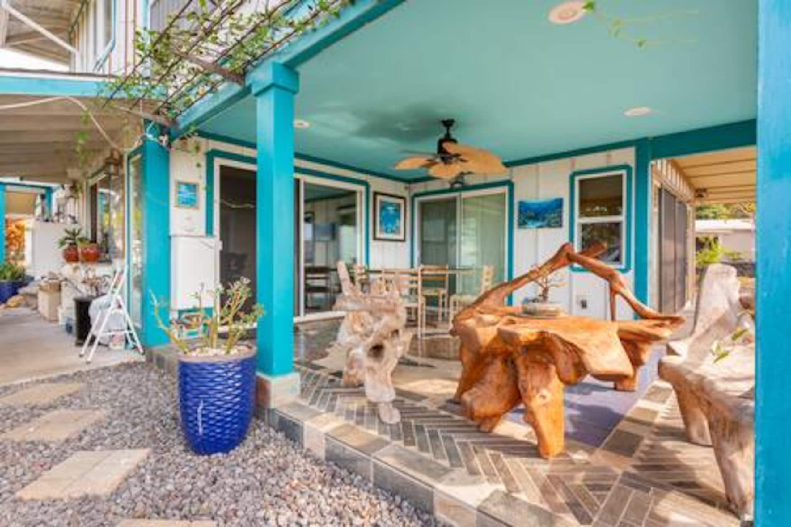 Home in Kailua-Kona · ★4.95 · 2 bedrooms · 2 beds · 1.5 private baths - Image 19