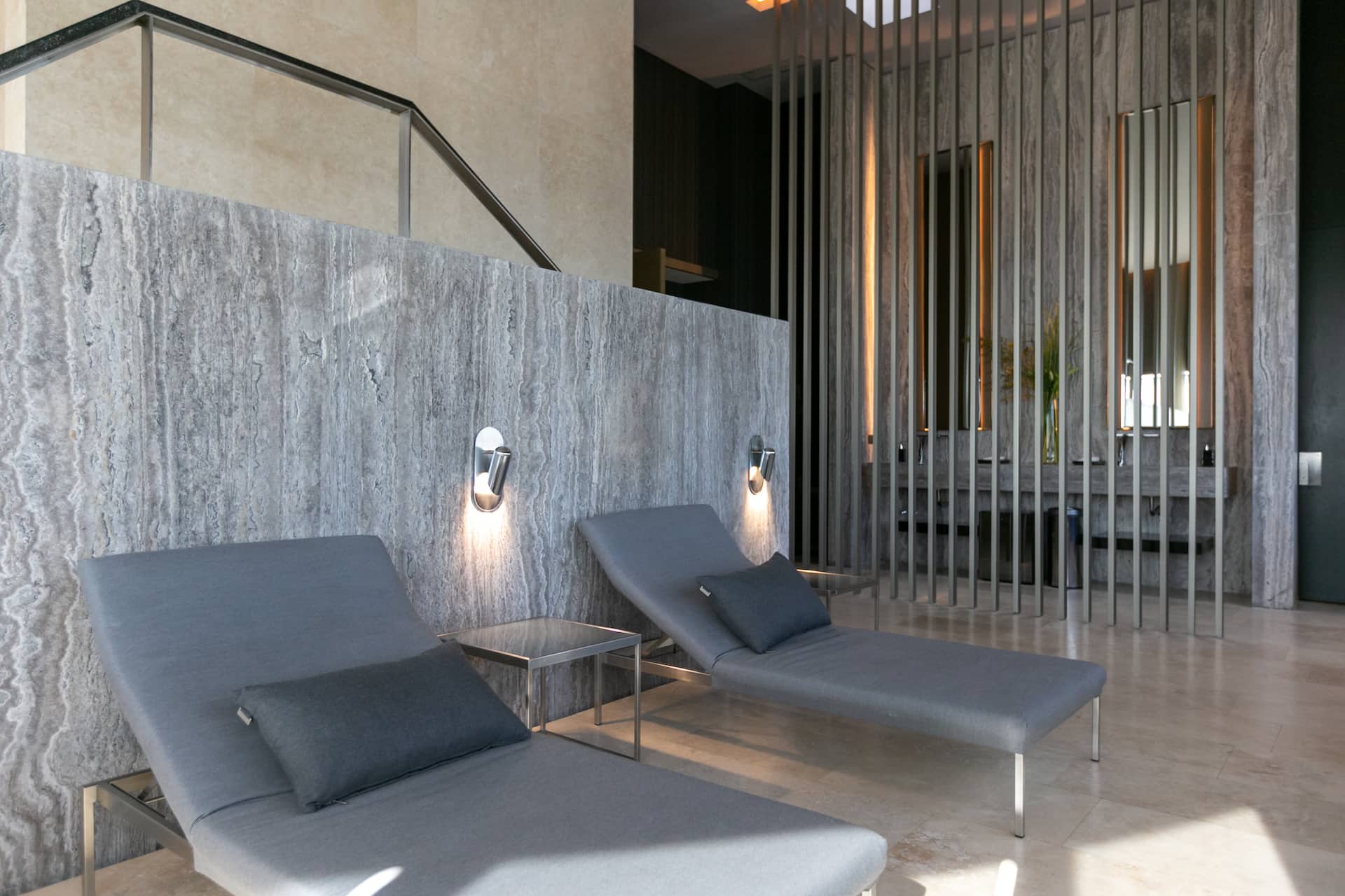Furnished studio in Recoleta with gym and pools