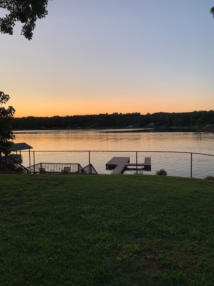 Bungalow Lakeside retreat Houses for Rent in Talladega, Alabama