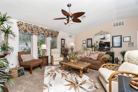 Successful Airbnb property: Your Coastal Getaway! in Punta Gorda